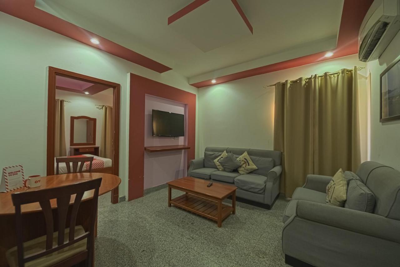 Platinium Hotel Apartments Seeb Exterior foto