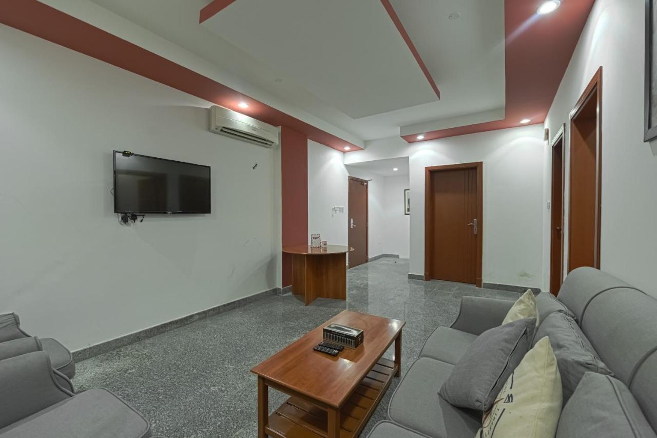 Platinium Hotel Apartments Seeb Exterior foto